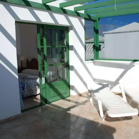 Puerto Del Carmen Sleeps 6 Pool Wifi Апартаменти
