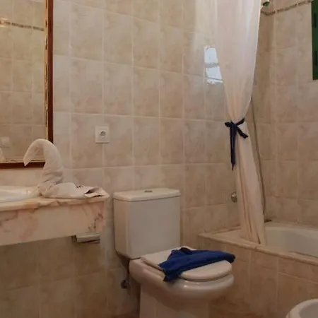 Puerto Del Carmen Sleeps 6 Pool Wifi