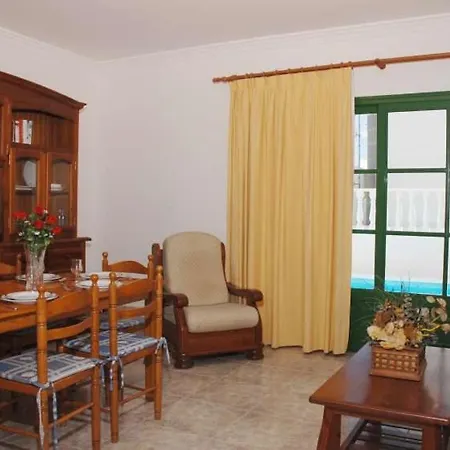 Puerto Del Carmen Sleeps 6 Pool Wifi Apartament Puerto del Carmen (Lanzarote)